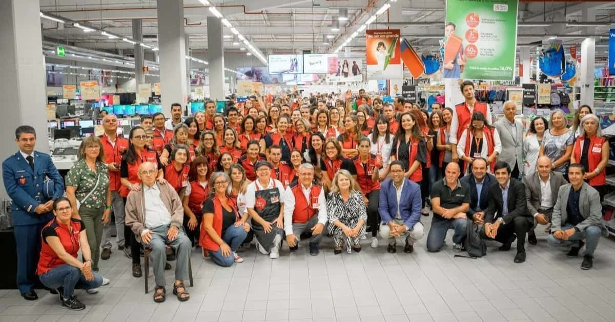 Jumbo Contrata Novos Trabalhadores em Diversos Setores