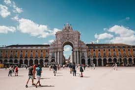 Rumo à Aventura: Explorando a Ligação entre Turismo e Eventos Esportivos em Portugal